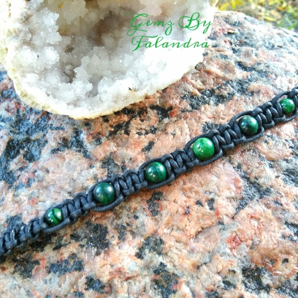 Green Tiger's Eye/ Bracelet - Picture 3 of 4